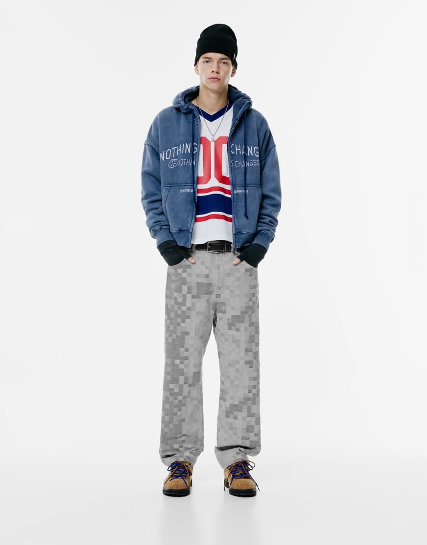 Pull & Bear - Baggy-Jeans mit Jacquard-Karomuster in Blassgrau von Pull & Bear