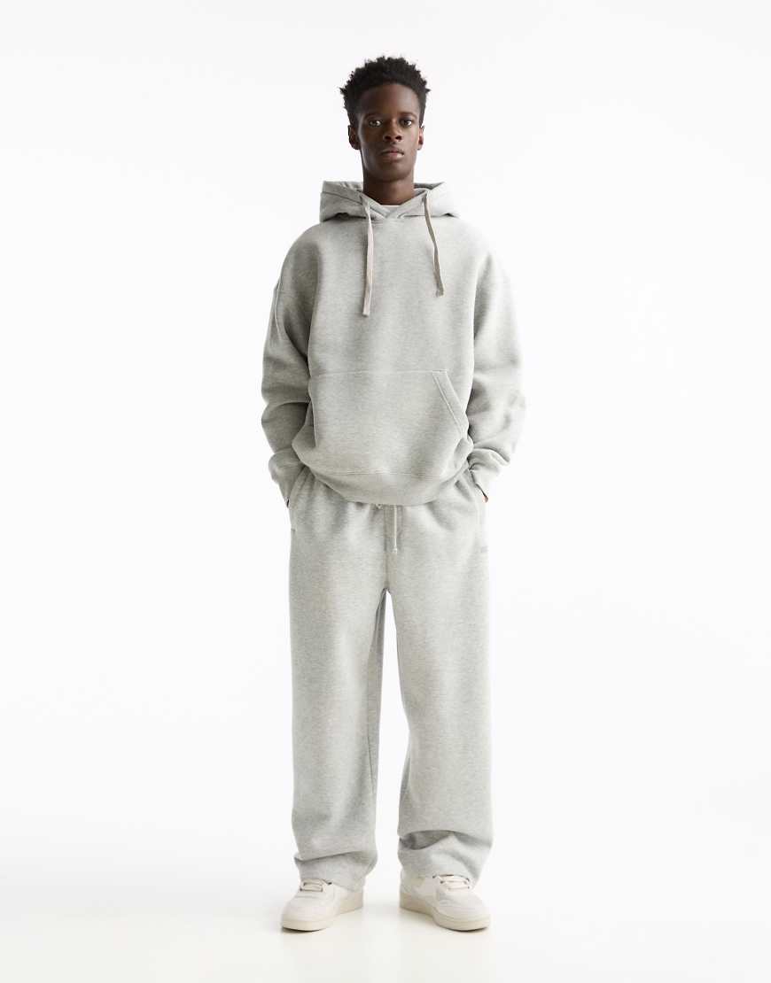 Pull & Bear - Baggy-Trainingshose in grau meliert Pull & Bear - Baggy-Trainingshose in grau meliert von Pull & Bear