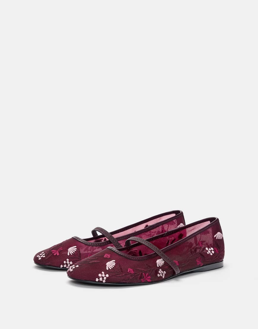 Pull & Bear - Ballerinas in Burgunderrot Pull & Bear - Ballerinas in Burgunderrot von Pull & Bear