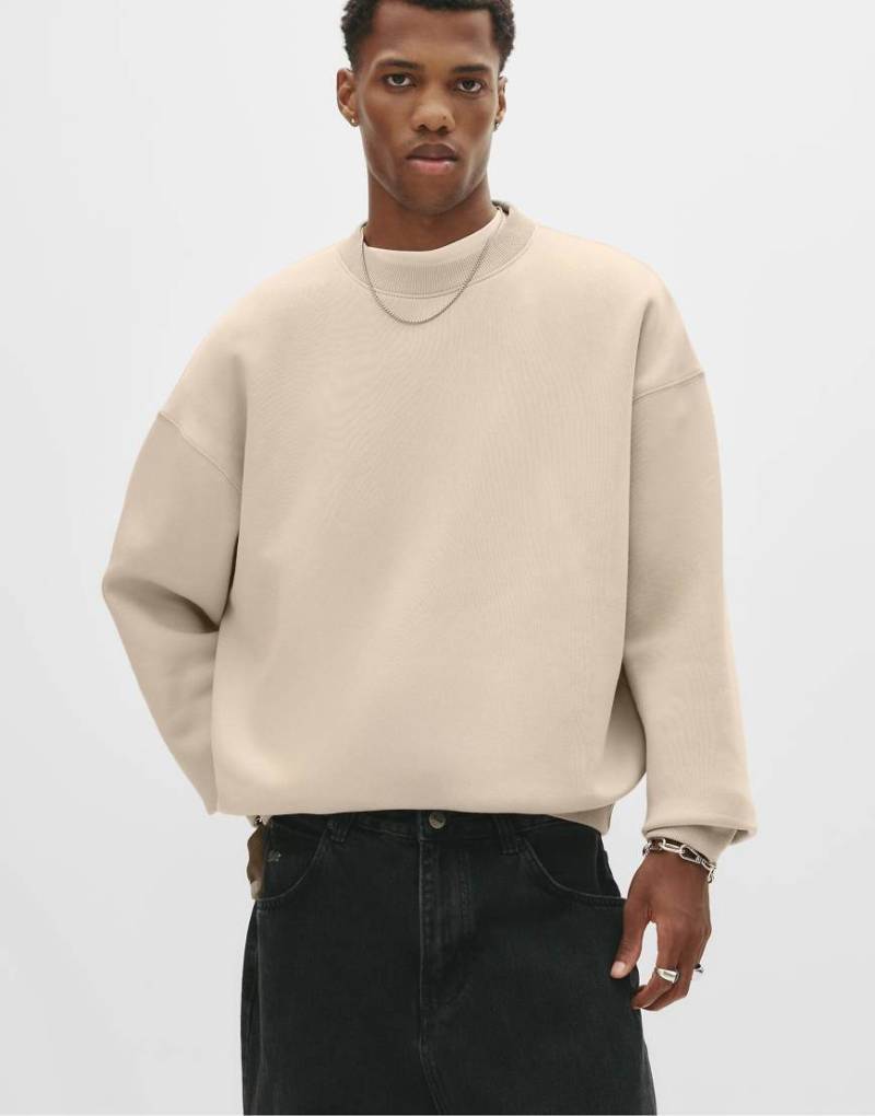 Pull & Bear - Basic - Boxy-Fit-Sweatshirt in Beige-Neutral von Pull & Bear
