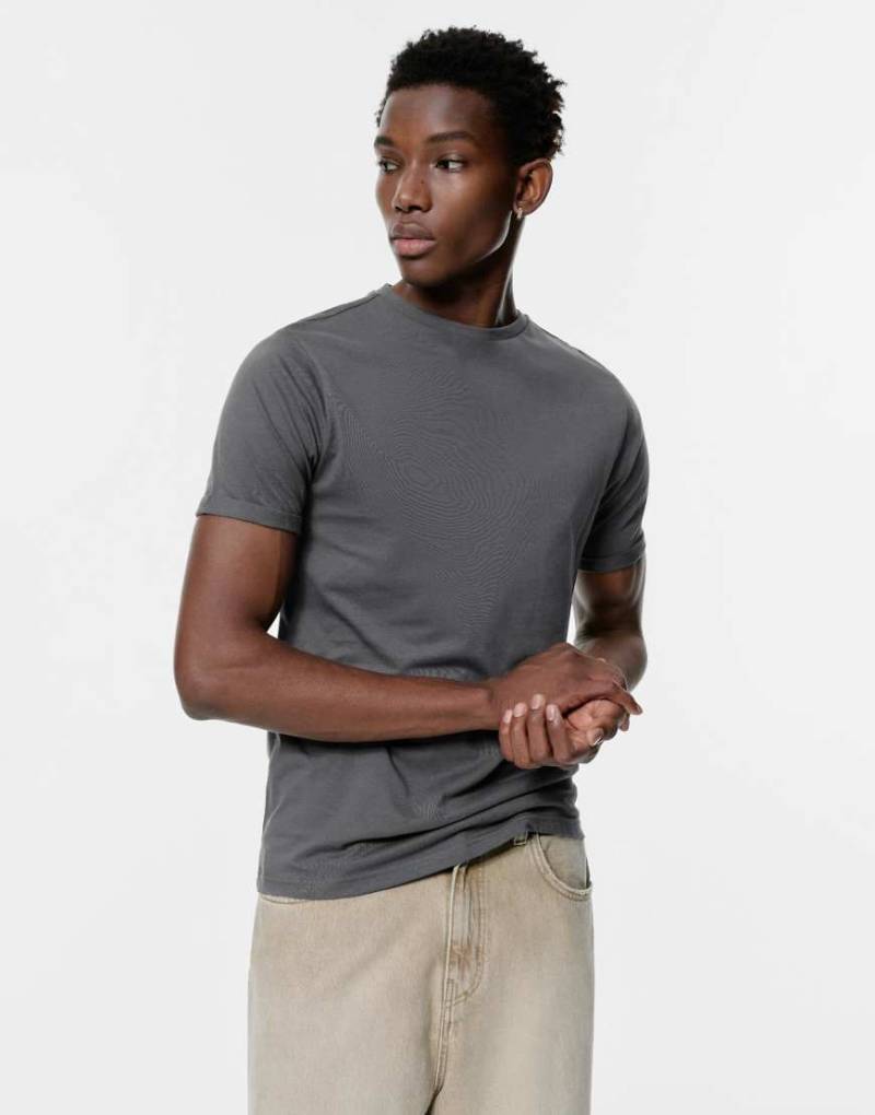 Pull & Bear - Basic-Muskelshirt in Mittelgrau von Pull & Bear