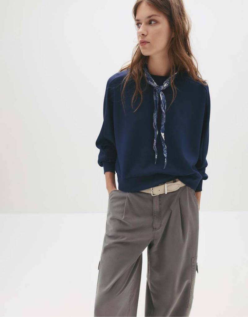 Pull & Bear - Basic-Sweatshirt in Marineblau mit Rundhalsausschnitt von Pull & Bear