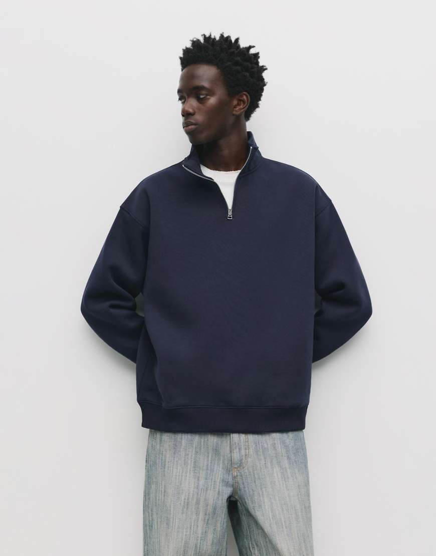 Pull & Bear - Basic-Sweatshirt in Marineblau mit kurzem Reißverschluss von Pull & Bear