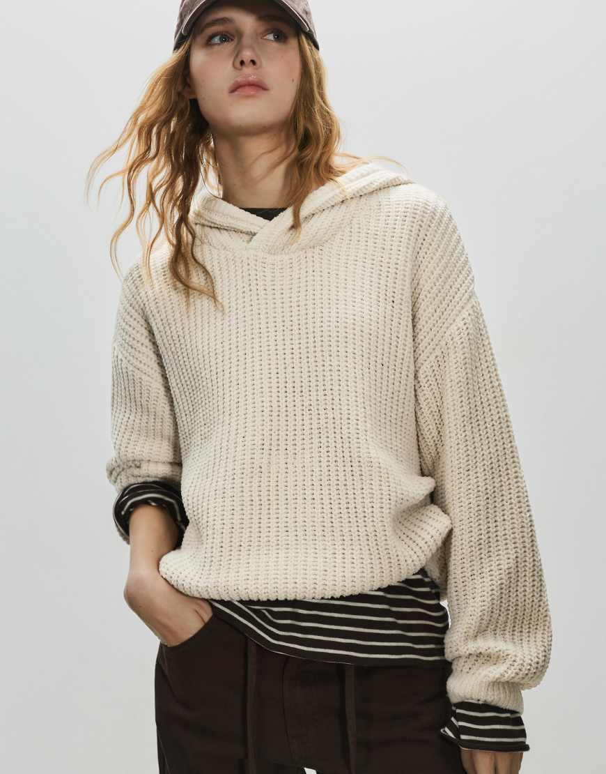 Pull & Bear - Chenille-Kapuzenpullover in Sand-Neutral von Pull & Bear