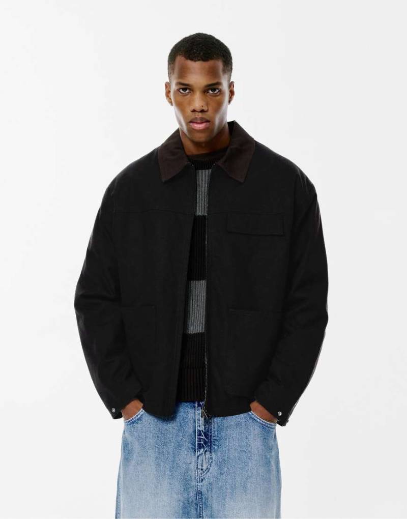 Pull & Bear - Cordjacke in Schwarz mit Kragen von Pull & Bear