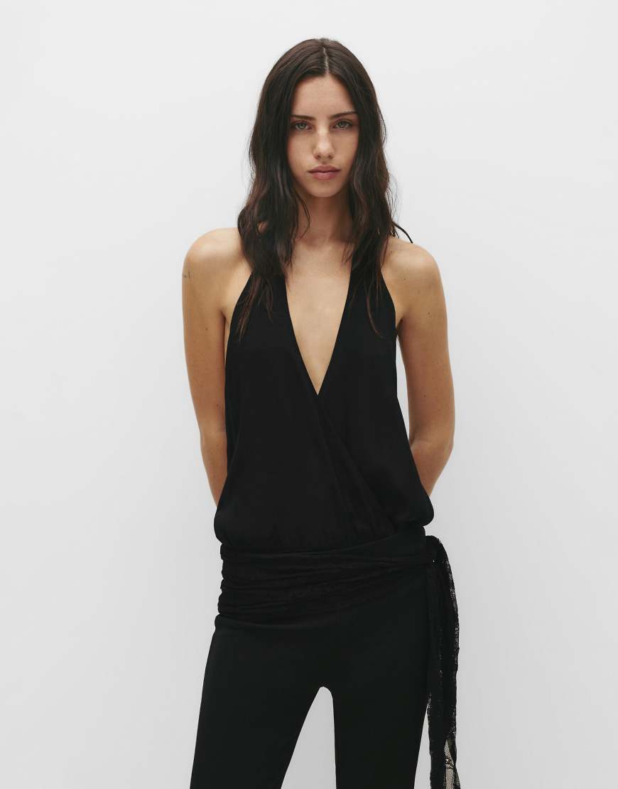 Pull & Bear - Drapierter Neckholder-Body in Schwarz von Pull & Bear