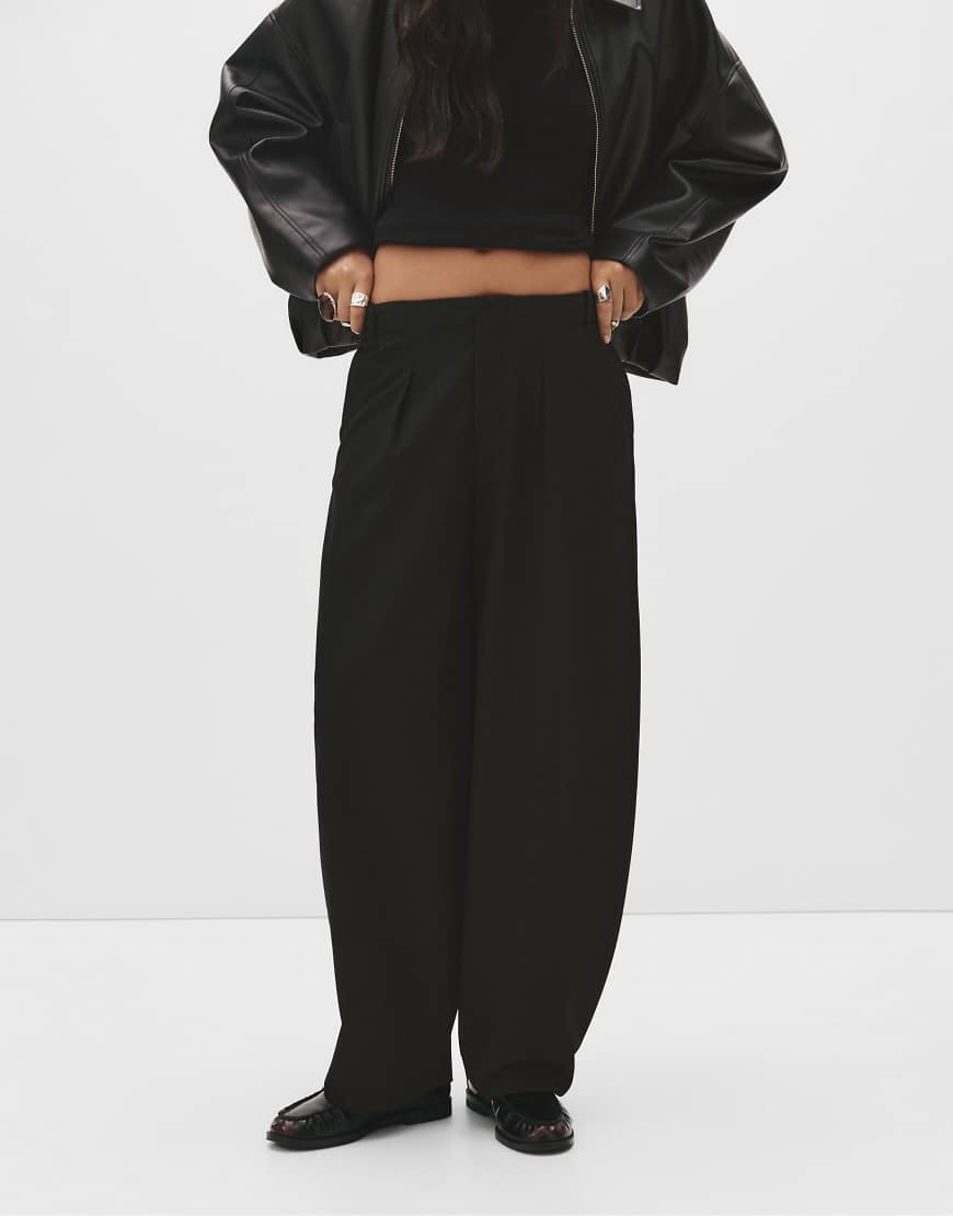 Pull & Bear - Dressy - Sarouel-Hose in Schwarz von Pull & Bear
