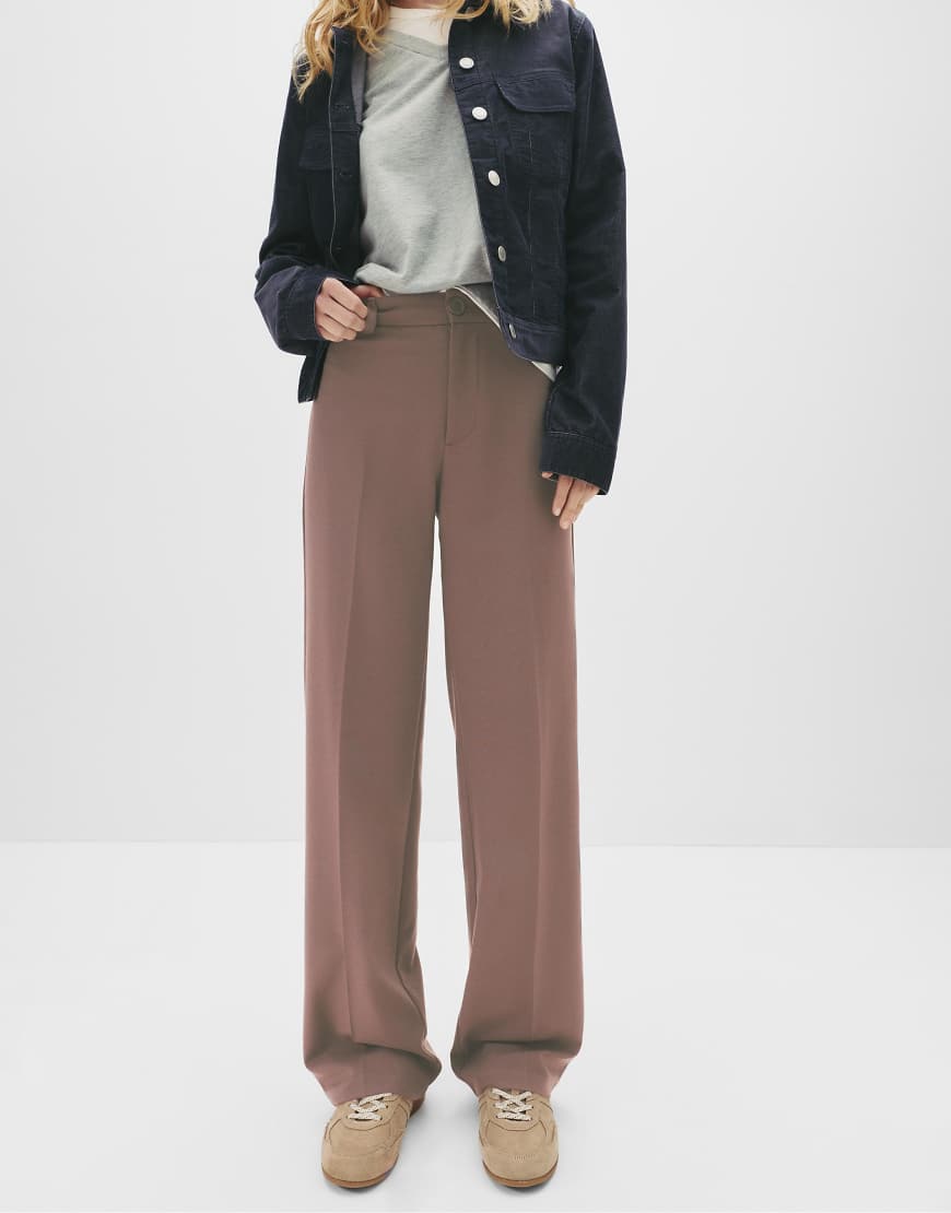 Pull & Bear - Elegante Hose in Braun mit hohem Bund und geradem Schnitt-Brown von Pull & Bear