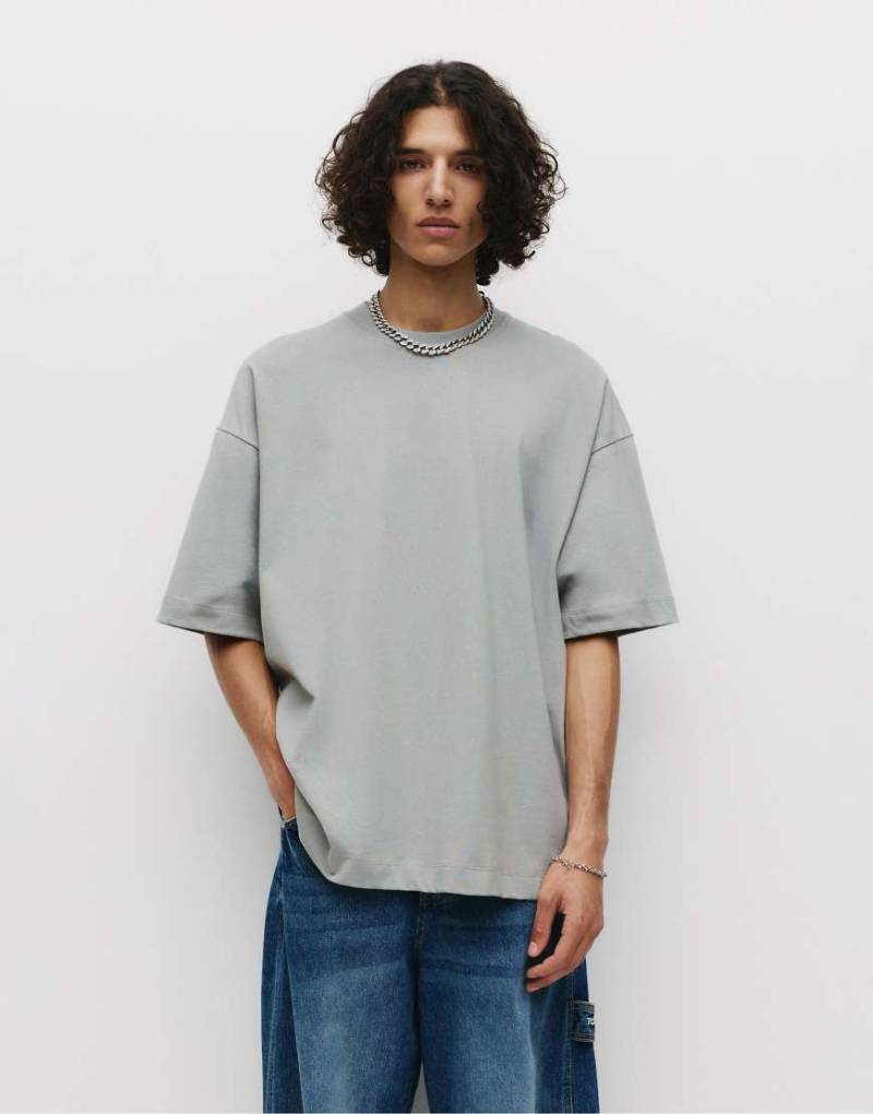 Pull & Bear - Extra lockeres Kurzarm-T-Shirt in Grau von Pull & Bear