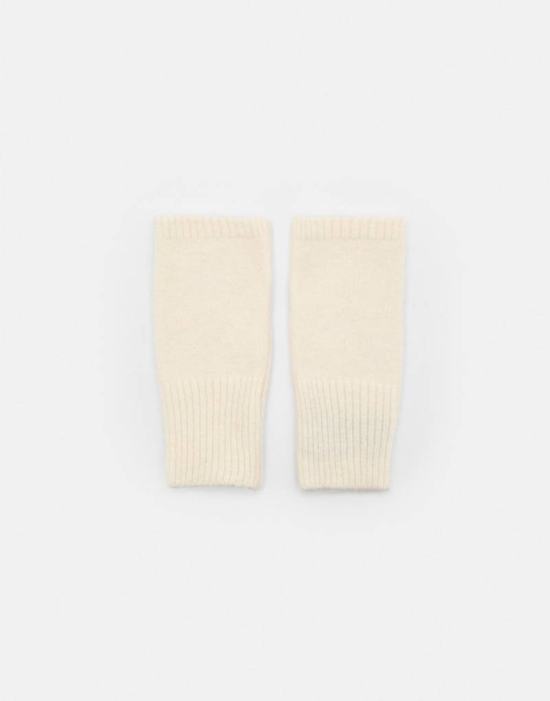 Pull & Bear - Fingerlose Strickhandschuhe in Beige-Neutral Pull & Bear - Fingerlose Strickhandschuhe in Beige-Neutral von Pull & Bear