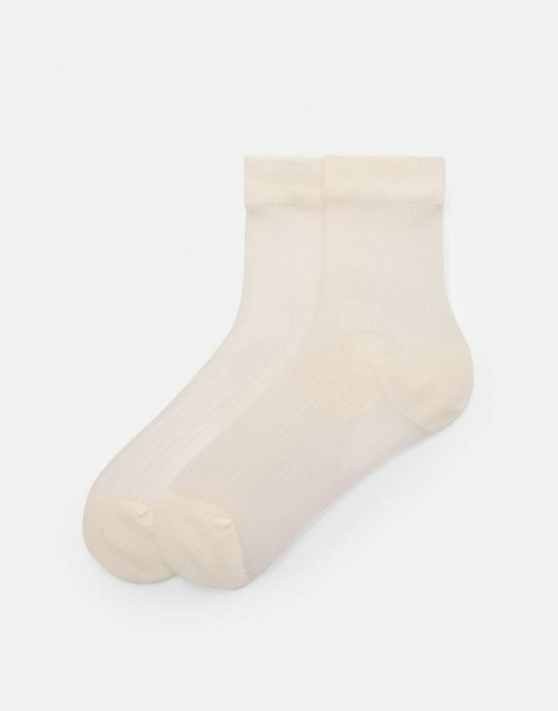 Pull & Bear - Gerippte Socken in Weiß im Set von Pull & Bear