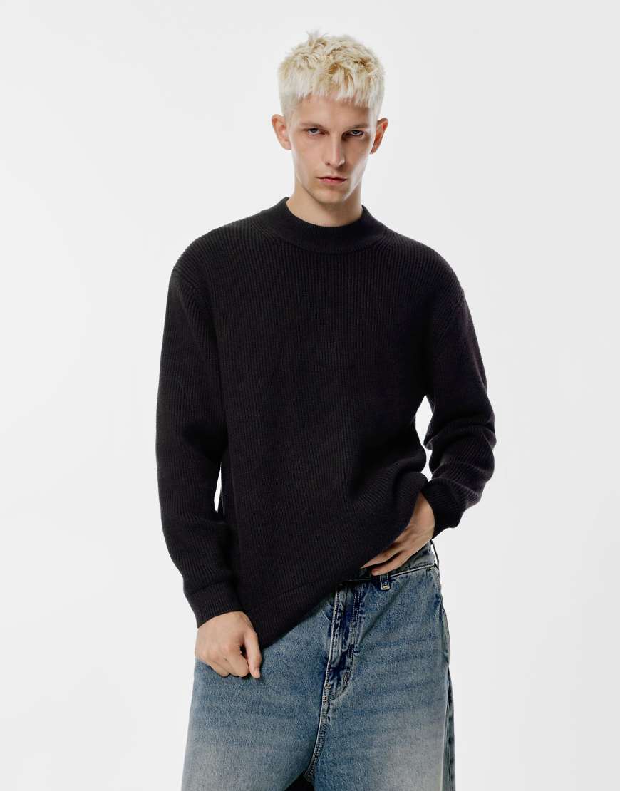 Pull & Bear - Gerippter Strickpullover in Schwarz von Pull & Bear