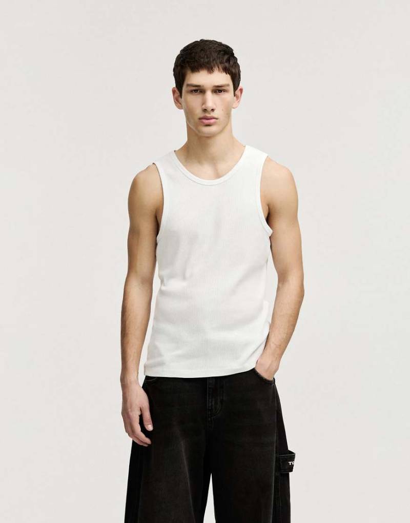 Pull & Bear - Geripptes Tanktop in Weiß von Pull & Bear