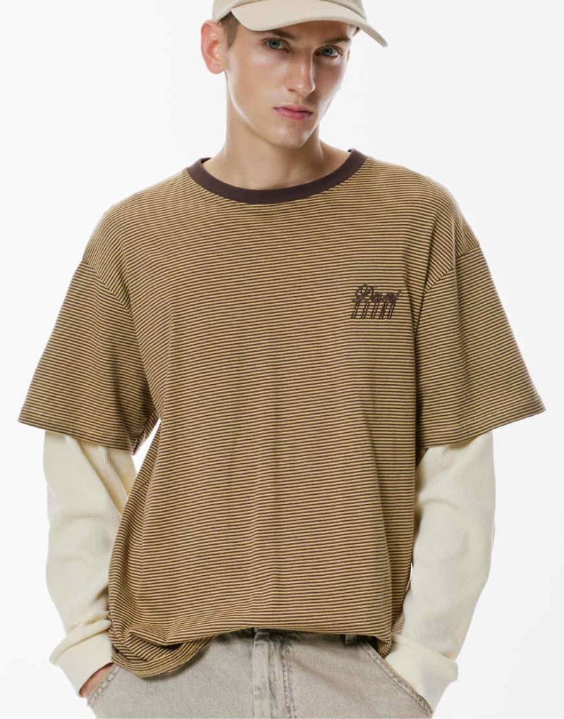 Pull & Bear - Gestreiftes T-Shirt in Braun mit zweilagigen Ärmeln-Brown von Pull & Bear
