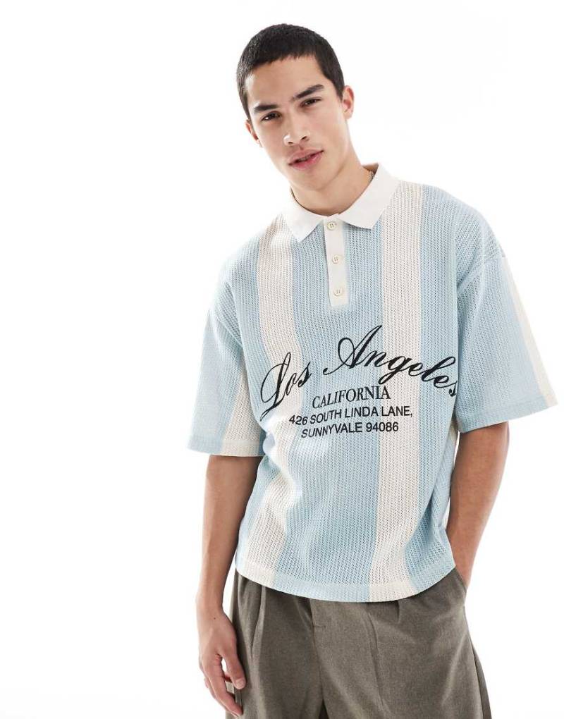 Pull & Bear - Gestricktes Retro-Polohemd in Blau mit breiten Streifen von Pull & Bear