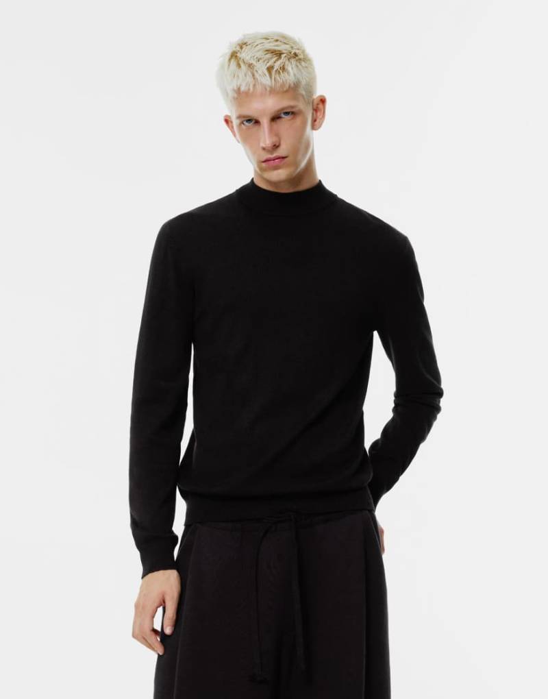Pull & Bear - Hochgeschlossener Pullover aus Feinstrick in Schwarz von Pull & Bear