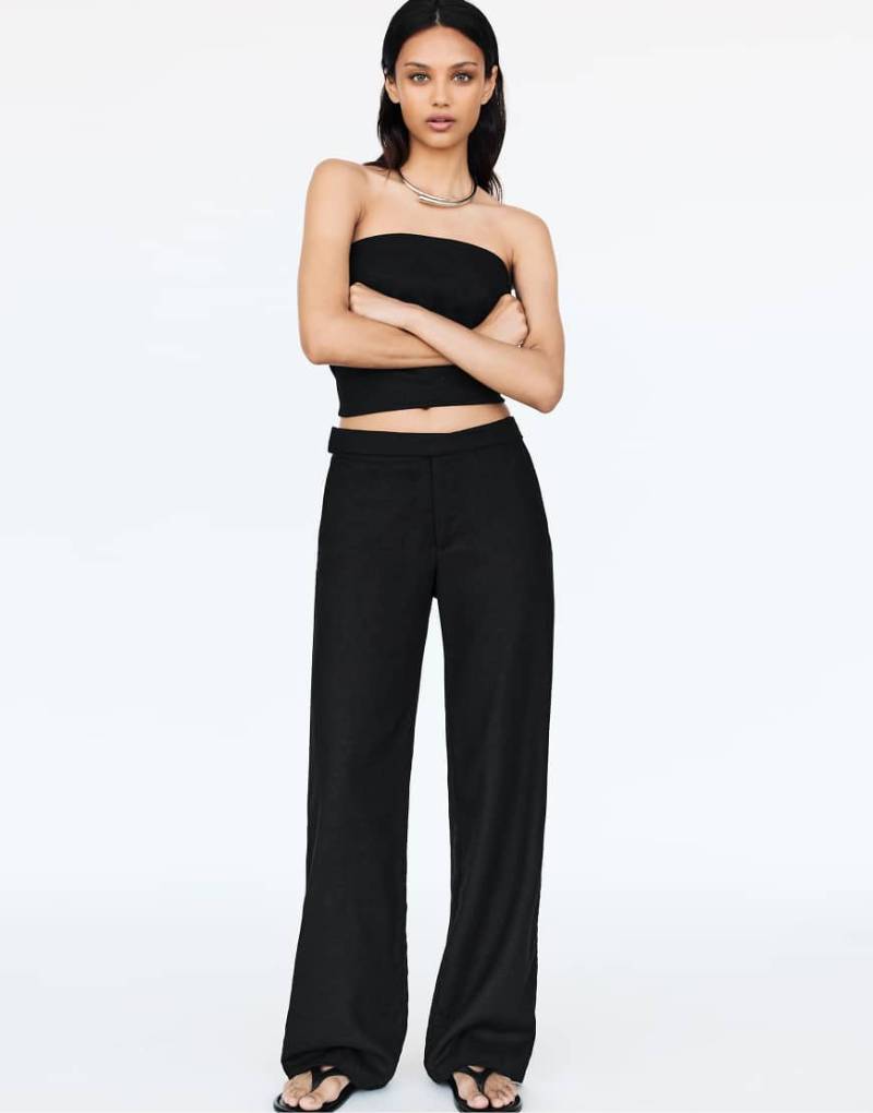 Pull & Bear - Hose in Schwarz mit überkreuztem Bund von Pull & Bear