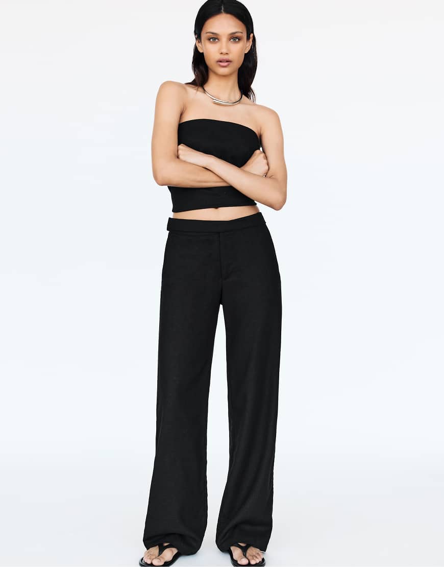 Pull & Bear - Hose in Schwarz mit überkreuztem Bund von Pull & Bear