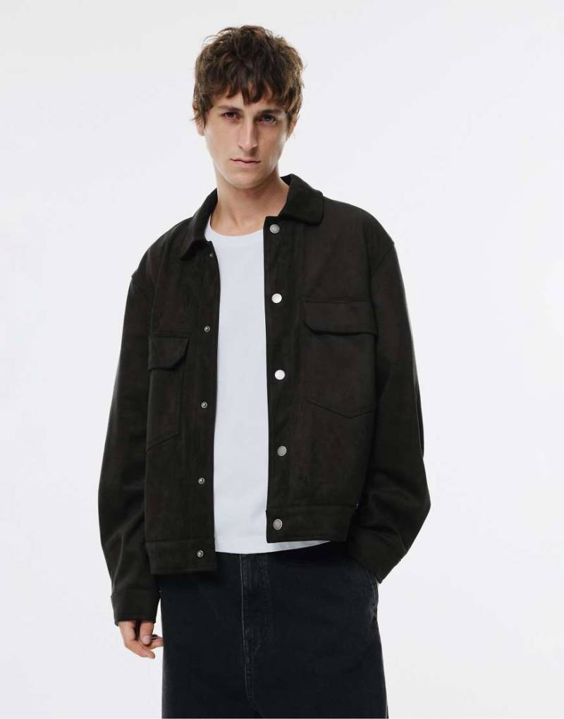 Pull & Bear - Jacke aus Wildlederimitat in Schwarz von Pull & Bear