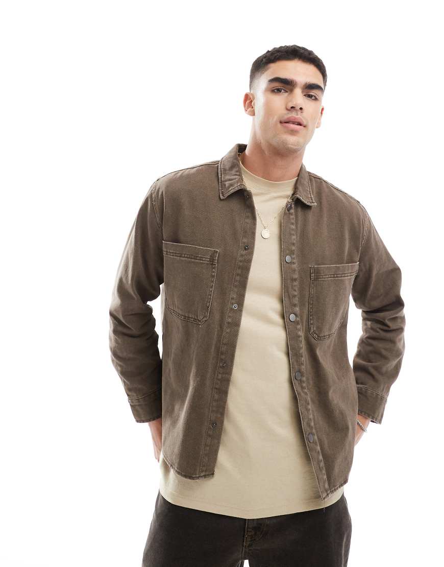 Pull & Bear - Jeans-Hemdjacke in brauner Acid-Waschung Pull & Bear - Jeans-Hemdjacke in brauner Acid-Waschung von Pull & Bear