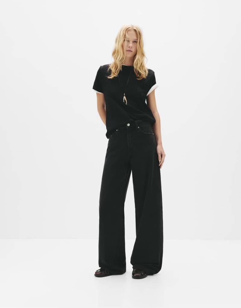 Pull & Bear - Jeans mit weitem Bein in Schwarz von Pull & Bear