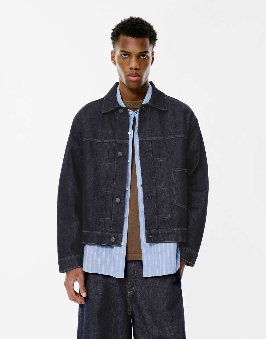 Pull & Bear - Jeansjacke in Blau mit Taschen von Pull & Bear