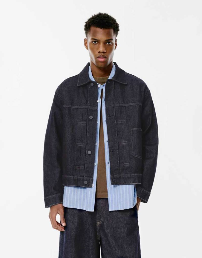 Pull & Bear - Jeansjacke in Blau mit Taschen von Pull & Bear