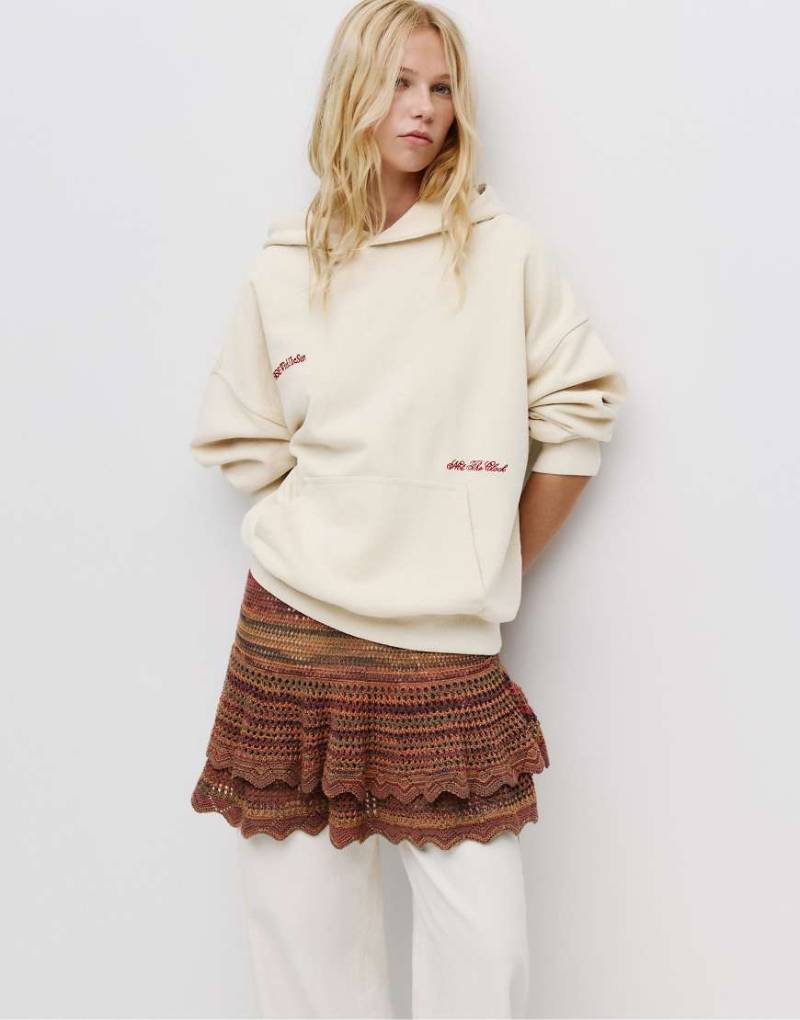Pull & Bear - Kapuzenpullover in Beige mit Schriftzug-Neutral von Pull & Bear
