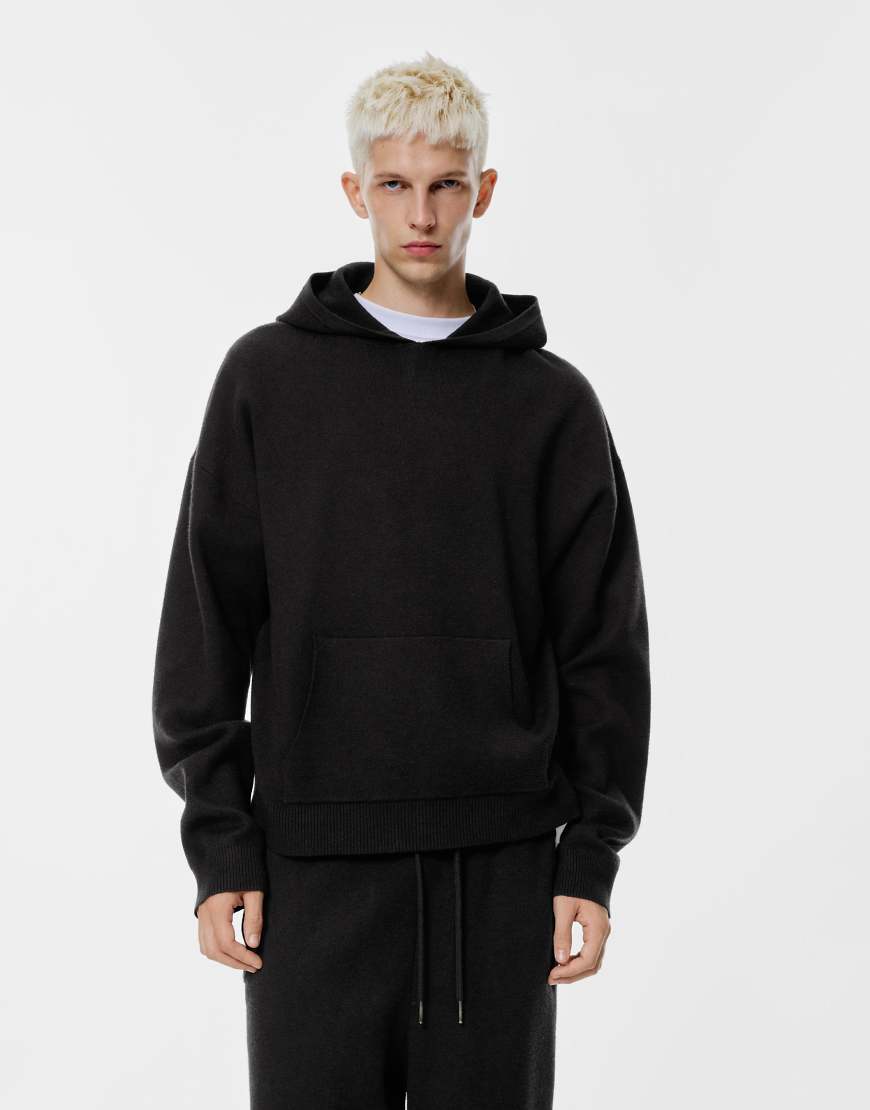 Pull & Bear Kapuzenpullover in Schwarz von Pull & Bear