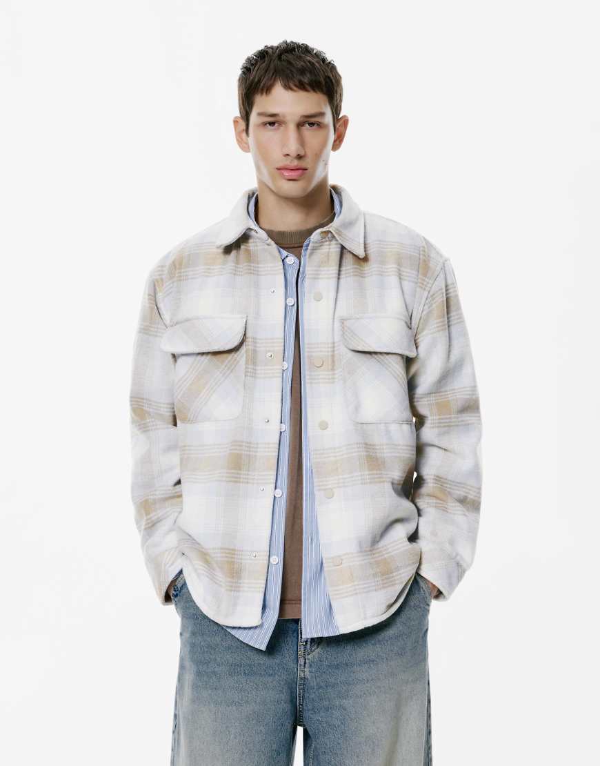 Pull & Bear - Karierte Hemdjacke in Blassblau von Pull & Bear