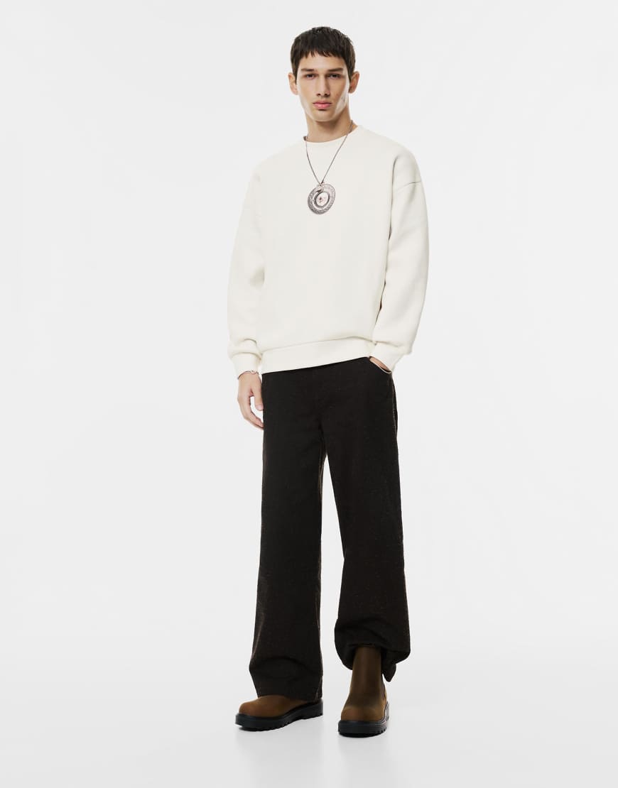 Pull & Bear - Kastiges Sweatshirt in Wollweiß mit Hunde-Print von Pull & Bear