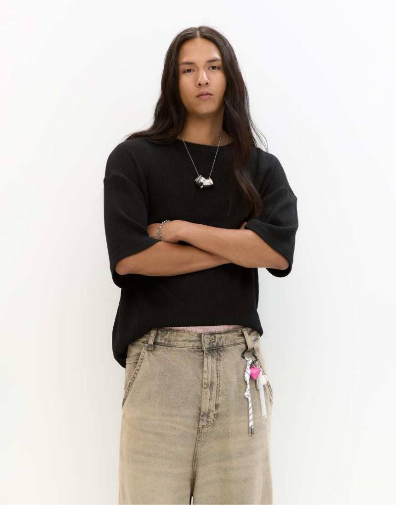 Pull & Bear - Kastiges T-Shirt aus Strick in Schwarz von Pull & Bear