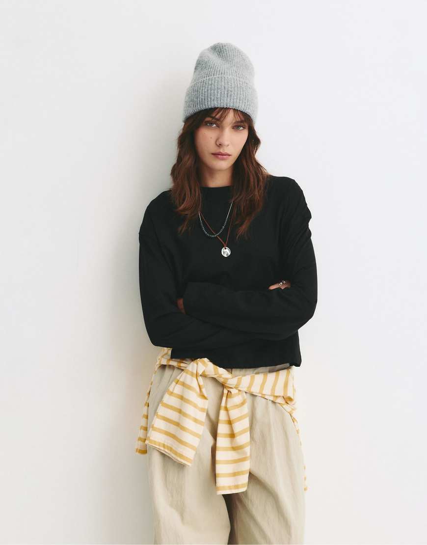 Pull & Bear - Kastiges T-Shirt in Schwarz mit Streifen von Pull & Bear