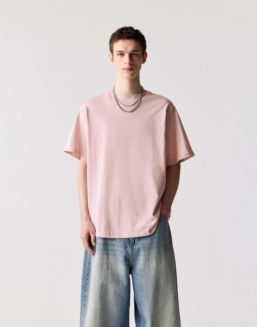 Pull & Bear - Kurzärmliges Basic-T-Shirt aus Baumwolle in Rosa von Pull & Bear