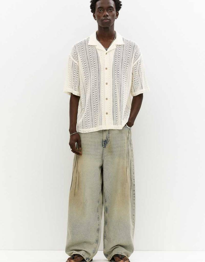 Pull & Bear - Kurzärmliges Hemd in Wollweiß mit Häkeldesign von Pull & Bear