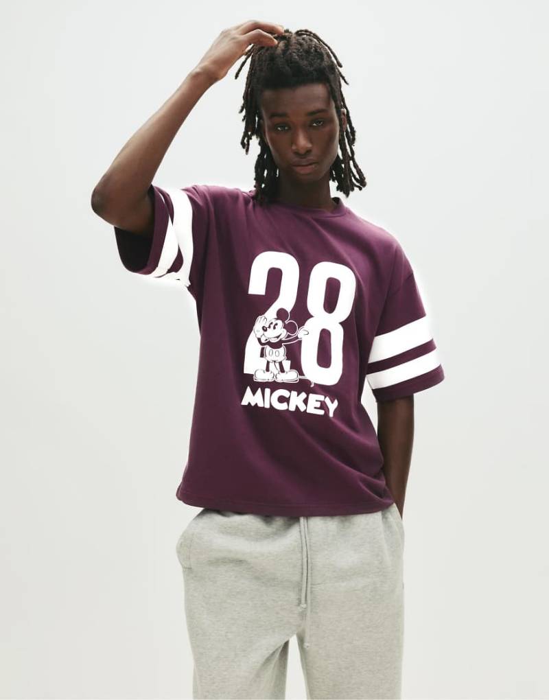 Pull & Bear - Kurzärmliges Sweatshirt in Marineblau mit „Mickey Mouse"-Print von Pull & Bear