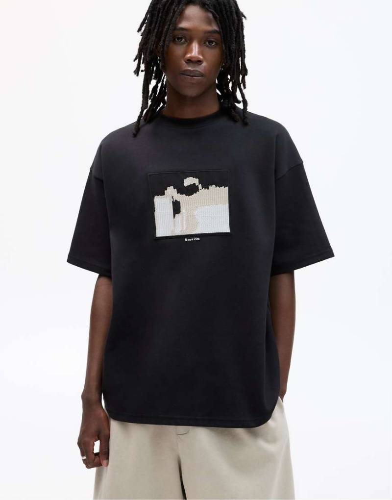 Pull & Bear - Kurzärmliges Sweatshirt in Schwarz mit Stickerei von Pull & Bear