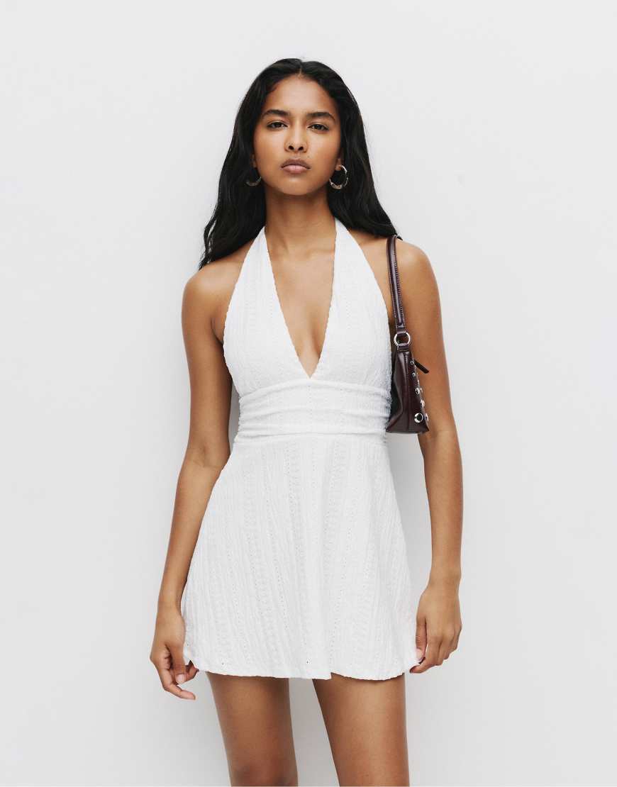 Pull & Bear - Kurzes Neckholder-Kleid in Weiß von Pull & Bear