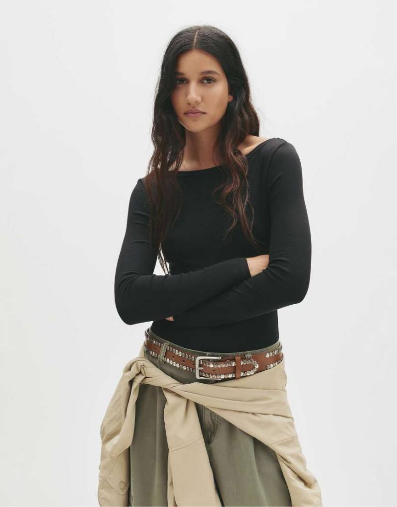 Pull & Bear - Langärmliger Body in Schwarz Pull & Bear - Langärmliger Body in Schwarz von Pull & Bear