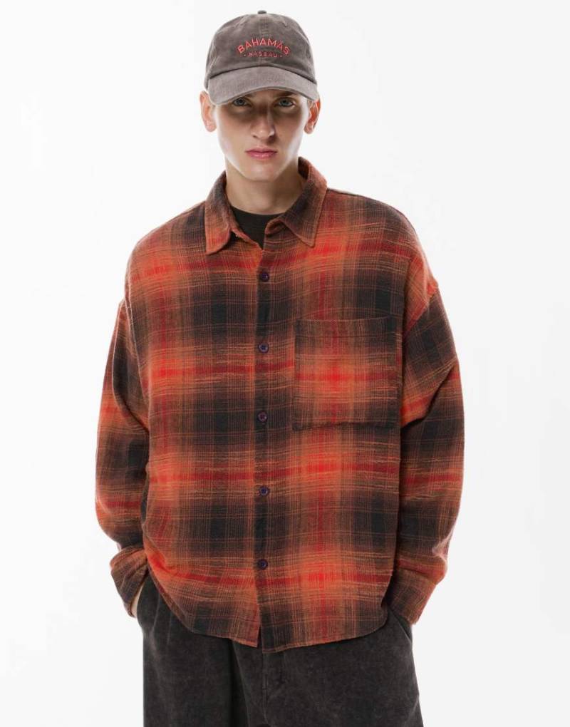 Pull & Bear - Langärmliges, kariertes Hemd in Rot von Pull & Bear