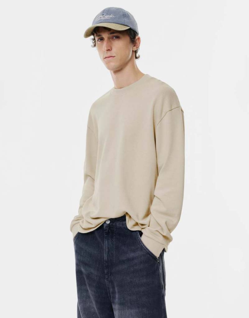 Pull & Bear - Langärmliges Basic-Sweatshirt in Steinbeige-Neutral von Pull & Bear