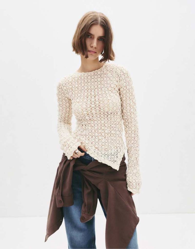 Pull & Bear - Langärmliges Oberteil aus Spitze in Beige-Neutral von Pull & Bear