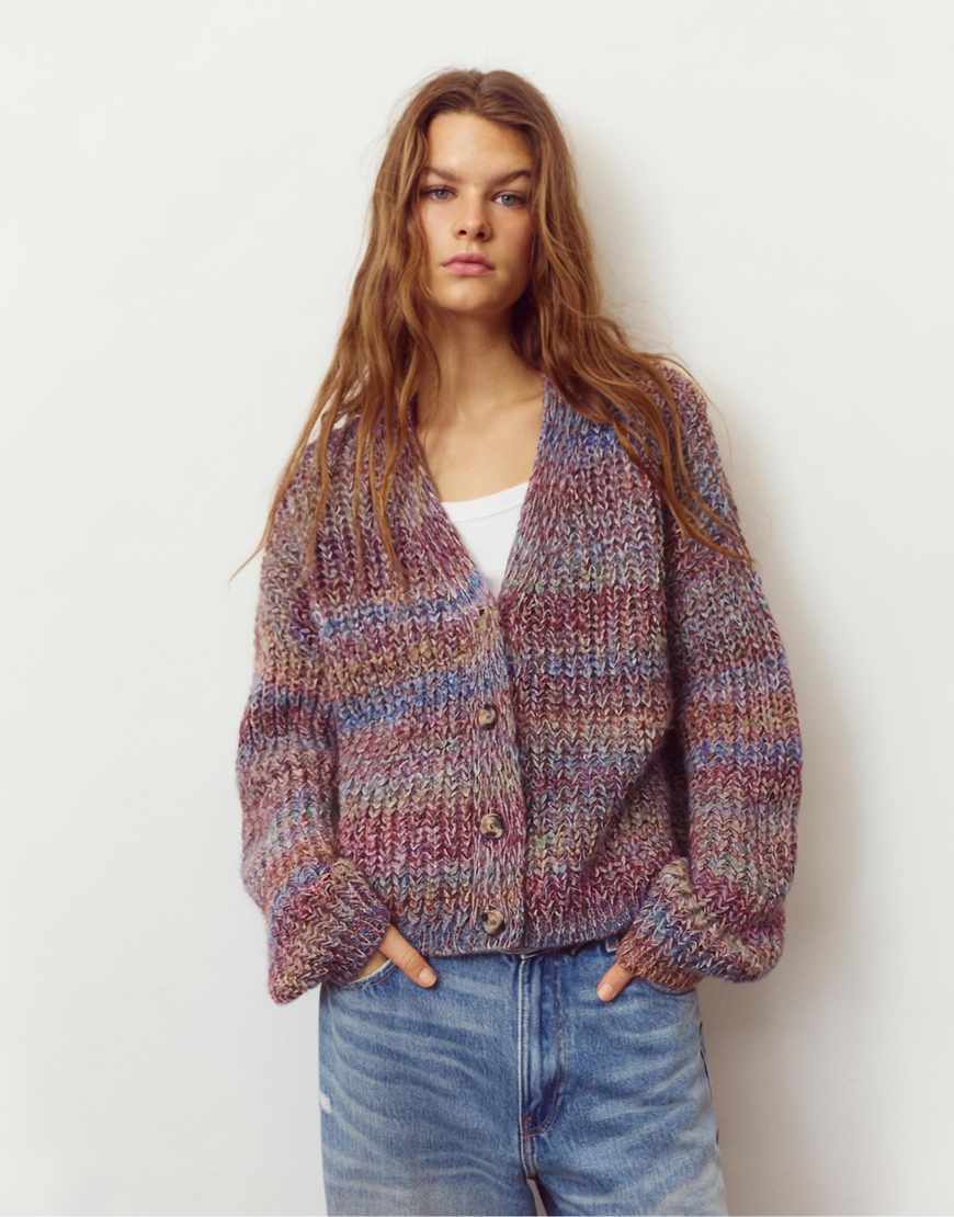 Pull & Bear - Links gestrickte Strickjacke im lila Space-Dye-Design von Pull & Bear