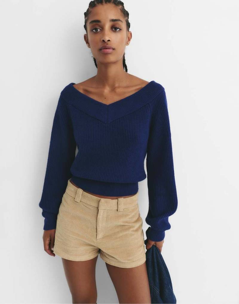 Pull & Bear - Links gestrickter Cropped-Pullover in Marineblau von Pull & Bear