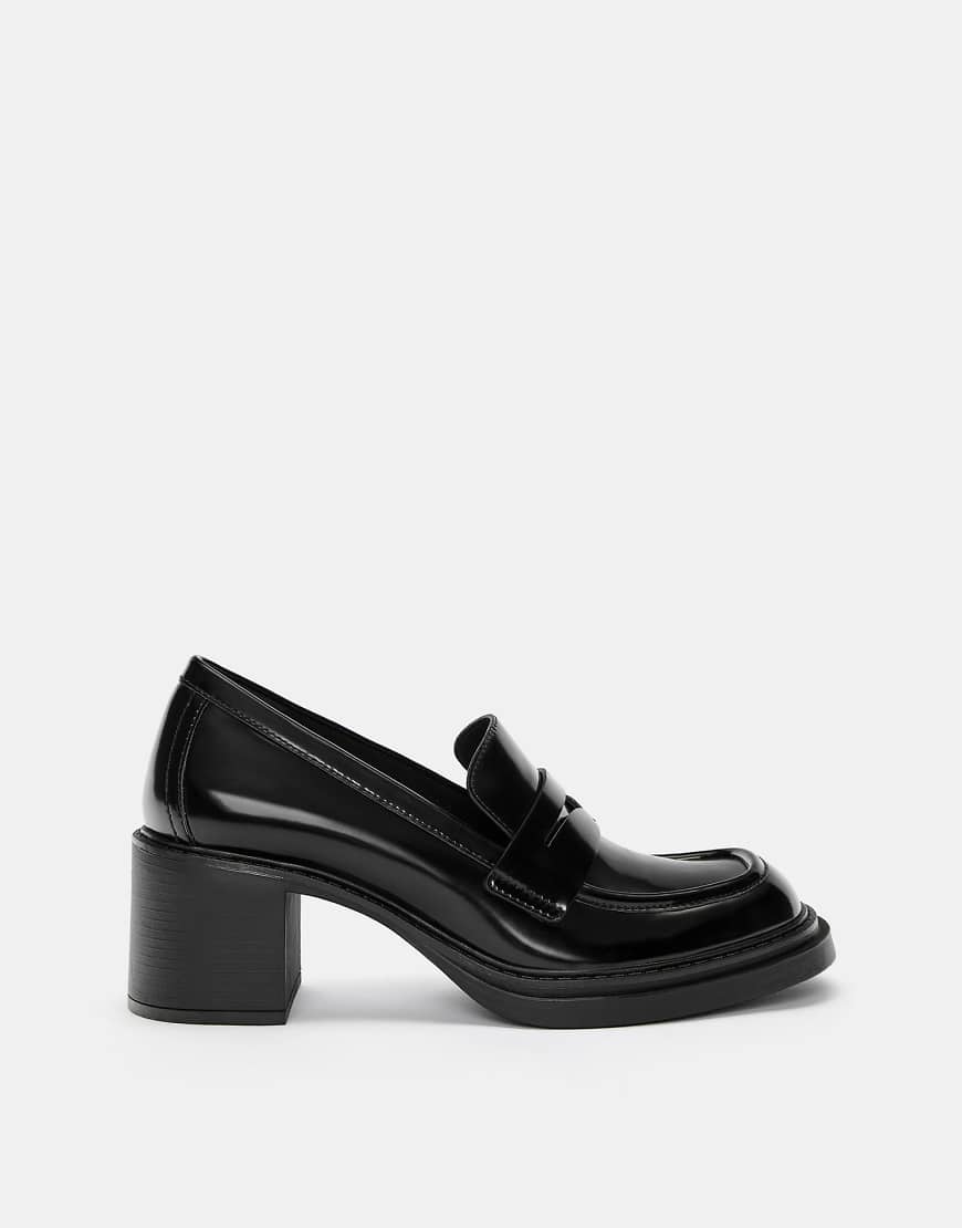 Pull & Bear - Loafer-Schuhe in Schwarz mit Absatz von Pull & Bear
