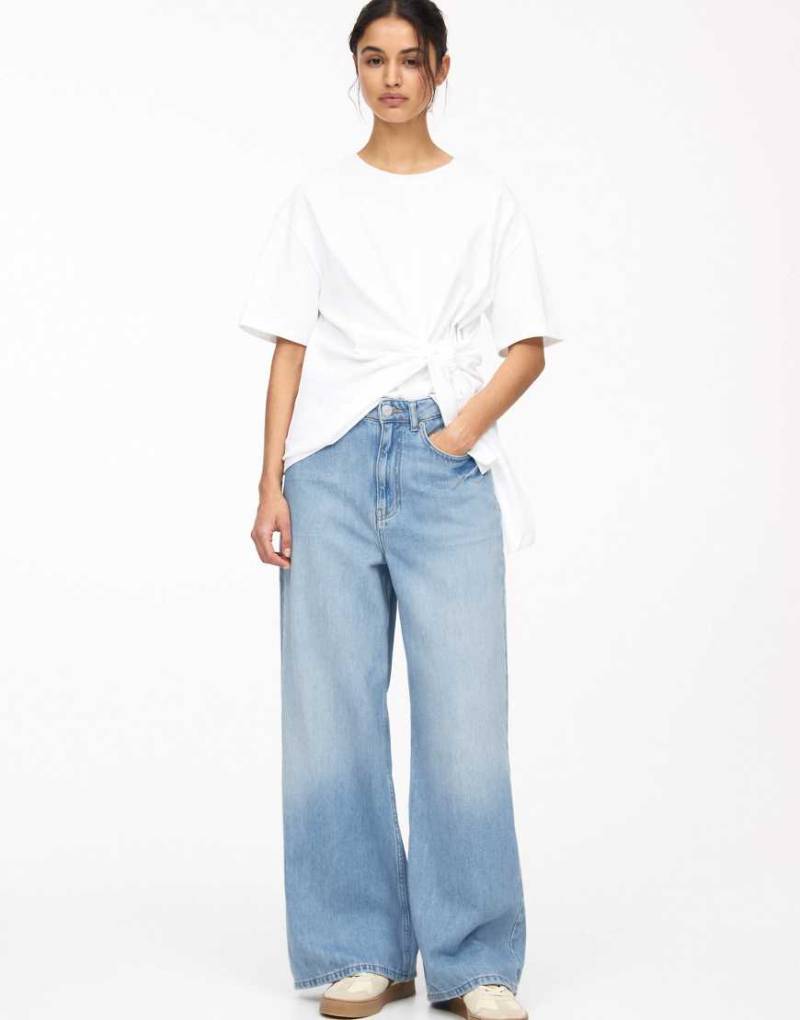 Pull & Bear - Weite Oversize-Jeans in Blau mit weitem Bein von Pull & Bear