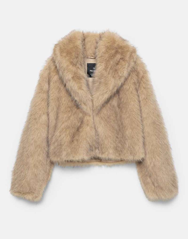 Pull & Bear - Mantel aus Kunstpelz in Taupe-Grau von Pull & Bear