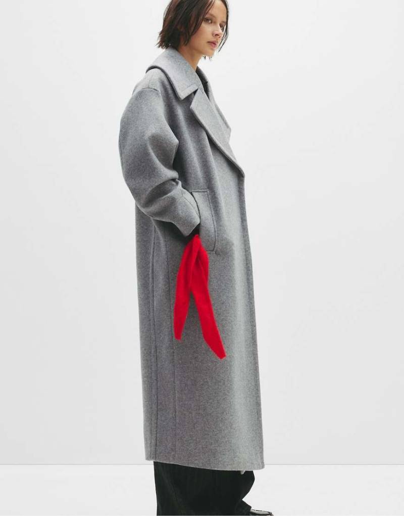 Pull & Bear - Mantel in Grau meliert mit weicher Filz-Struktur von Pull & Bear