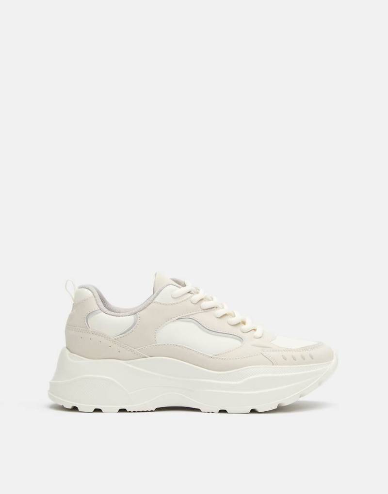 Pull & Bear - Mehrteilige Sneaker in Sand-Bunt von Pull & Bear