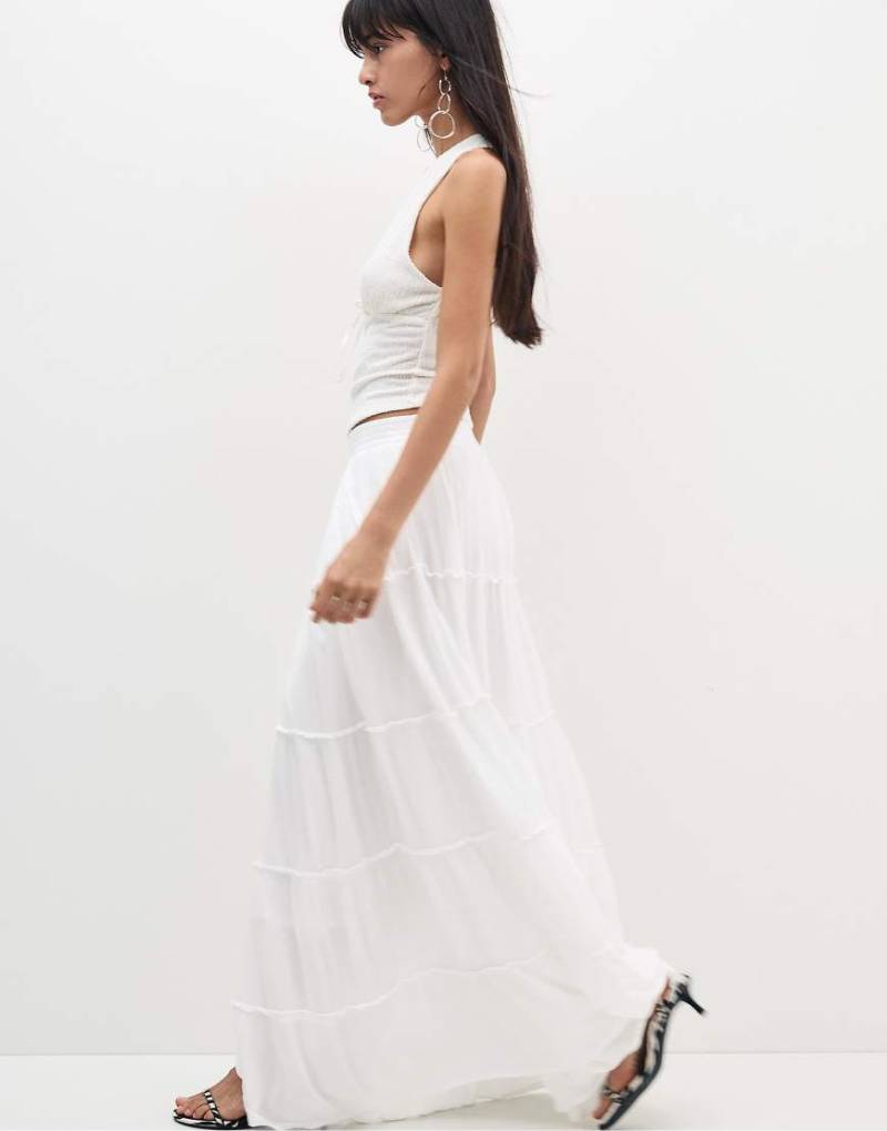 Pull & Bear - Midirock in Weiß mit Bahnendesign von Pull & Bear